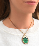 Collier pendentif perles du Japon plume et cuir I vert by Satellite