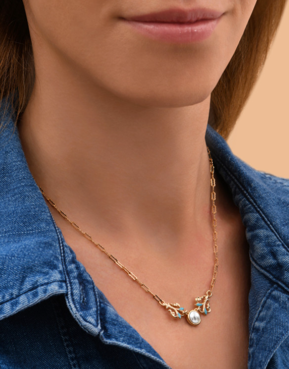 Collier Avec Pendentif Cabochon Feuilles De Ginkgo - Verre Multicolore - Alliage - Neuf Sans Emballage